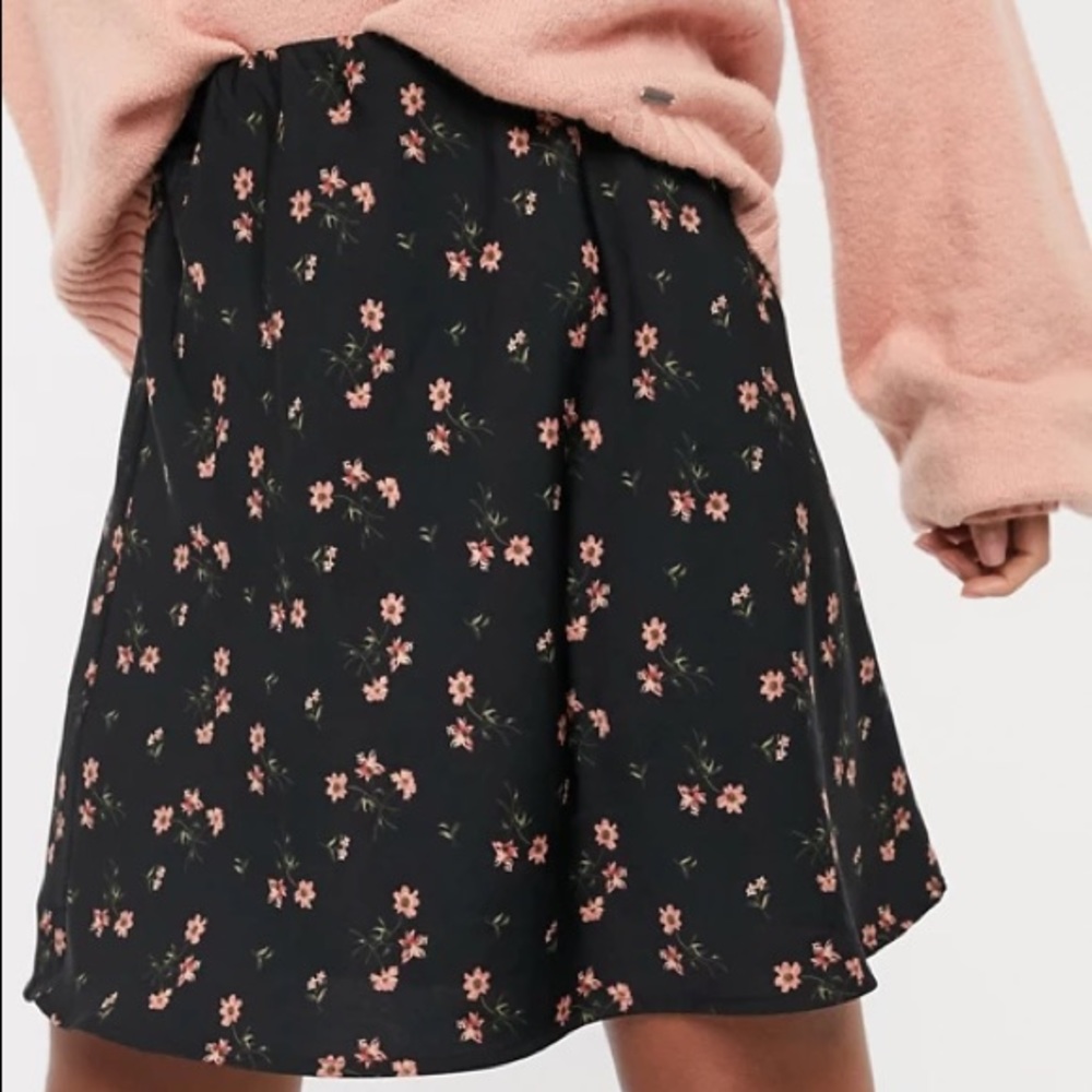 hollister floral ultra high rise skirt